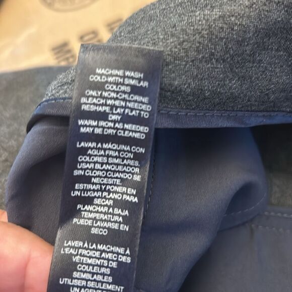 WHBM gray stretch slim ankle pants Size 12 New - Picture 10 of 10